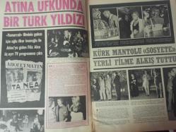 Pazar Haftalık Aktüalite Sinema Tiyatro Müzik ve Magazin Dergisi - 17 Aralık 1971 - Sayı:795 - Sevda Ferdağ - Mine Soley - Atina'da bir Türk yıldız - İlker İnanoğlu - Filiz Akın - Yılmaz Güney - İrfan Ünal - Gani Turanlı - Cambaz Kız Yeşilçam'da - Safiye Yankı - Edison Ampul Reklamı - ''Keloğlan şehre indi'' - Ülkü Özen - Rüştü Asyalı - Gönül Akkor - Hayri Küçük - Erdoğan Çetin - Seyfi Tetik - Tanzer Demirkıran - Olcay Oktayer - Tekin Arsoy - Sevda Alpay - Baki Duyarlar - Erkan Yolaç - Ziya Taşkent - Feri Cansel - PAY iç çamaşırları reklamı - Serpil Örümcer - Berkant - Bitmeyen ''Balayı'' - Yeşilçam'da altı yeni oyuncu - Ajda Pekkan - Cömert Baykent - Selda Alkor - Kaç Kılığa Girdiler? - Ümit Utku - İzzet Günay - Muzaffer Tema - Sarita Montiel - Menderes Utku - Yılmaz Köksal - Persil Deterjan Reklamı - Sevda Ferdağ eski sevgilisine mutluluk diliyor - Yavuz Figenli - Eva Bender - Cihangir Gaffari - Halit Refiğ - Nesrin Kaptan - Levent Çakır - Tam Takım Dergi