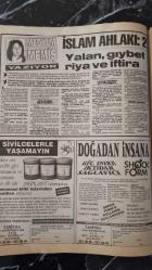 MEYDAN PAZAR GAZETESİ -  7 ŞUBAT 1993 - İKİSİ DE ASSOLİST, EMRAH İLE SEREN SERENGİL - RAŞİT SÜERKAN , KIRMIZI ŞAPKALI KIZLAR - KADINLAR MATİNESİ ESKİ GÜNLERİNİ YAŞIYOR -  MEDYUM MEMİŞ , İSLAM AHLAKI , YALAN , GIYBET ,RİYA VE İFTİRA - MEGA ŞOV'UN AĞIR TOPLARI , HÜLYA AVŞAR , İBRAHİM TATLISES , DEMET AKBAĞ VE RASİM ÖZTEKİN - AJDA PEKKAN , EMEL SAYIN , SEZAN AKSU - HİKMET UYSAL ELİNİ KANA BULAYAN KADIN - LEZBİYEN İLİŞKİLERDE BÜYÜK PATLAMA - GÜLTEN SİNAN ANLATIYOR , BİR BEBEK İÇİN CANIMI BİLE VERİRİM - YASAK İLİŞKİYE GİRDİĞİ AKREP ŞÜKRİYE ' NİN KURBANI OLDU - MODA , ŞIKLIĞA İMZA ATIN  -  BİRAZ DA MİZAH - ATİLLA BİRKİYE , SON YEMEK - LALE MANSUR , DÜŞ GEZGİNLERİ -WHİTNEY HOUSTON ' UN BAŞROL OYNADIĞI BADYGUARD FİLMİNİN MÜZİĞİ BÜTÜN DÜNYADA KAPIŞILIYOR - NURSELİ İDİZ
