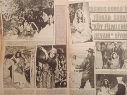 Pazar Haftalık Aktüalite Sinema Tiyatro Müzik ve Magazin Dergisi - 7 Aralık 1973 - Sayı:898 - Feri Cansel - Funda Balcı - Hasan Sapmaz - Ahmet Sapmaz - Coşkun Sapmaz - Ajda Pekkan - Nil Öztan - Nesrin Nur - şantöz Aynur Akkum soyunan şarkıcıların öncülüğünü yapıyor - Birsen Ayda - Hülya Koçyiğit'e hastabakıcılık çok yakıştı - Önder Somer - Orhan Elmas - Tülin Örsek - Önder Somer - Kenan Pars - Altan Bozkurt - Hulusi Kentmen - Ali Şen - Ekrem Gökkaya - Mine Sun - Yahya Kılıç - Deniz Kalkavan - Burhan Bolan - Bahar Erdeniz - Özden Yüce - Melek Görgün Dev Posteri - Kartal Tibet - Türkan Şoray ''Köy Filmlerine Devam'' diyor - Cahit Ergin - Tuncer Necmioğlu - Hale Önal - Buzlar çözüldü, Tamer Yiğit ile eşi rahat nefes aldılar - Rukiye Yiğit - Meliha Şoray kızını anlatıyor fotoğraf ve haberi - Dergi Tam Değildir Sadece 16 Sayfası Mevcuttur