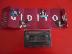 HÜNER COŞKUNER GİDİYOR ESKİ BANDROL KASET
