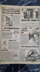 MEYDAN PAZAR GAZETESİ - 14 ŞUBAT 1993 - TÜRKİYE'NİN EN KÜÇÜK SPİKERİ DUYGU ATA - SÜPERSTAR AJDA İNGİLİZ MANKEN LİSA - MEDYUM MEMİŞ GENÇLİĞİN PROBLEMLERİ -  DANSÖZ TANYELİ ,KİLOTUNU GİYMEYİ UNUTTU -  TÜRK USULÜ FAŞİNG, BİZİMKİLER BREZİLYA FAŞİNGLERİNİ GÖLGEDE BIRAKTI - CANAN YAKA , SEVGİ ÜSTÜNE -  BİRAZ DA MİZAH - BEN ELTON , DERİN BİR SOLUK -JOHN FOWLES ,KOLEKSİYONCU - VEHBİ SARGIN , DÜNYA TURU VİDEO CLİP OLDU , SONİC YOUTH - NİLÜFER .