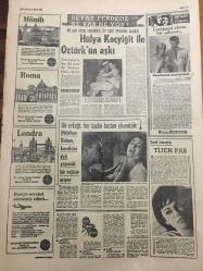 TERCÜMAN GAZETESİ 21 ŞUBAT 1965 YIL :4 SAYI :1202-Tijen Par-Ege de sel felaketi :5 ölü ,3 yaralı var --Kabine dün açıklandı --Yeni hükümet Ege tütün piyasasını derhal açacak ---Dünkü cinayetlerde 7 kişi öldü ,13 kişi de yaralandı ---Cüretkar bir güzelliğe sahip olmak ister misiniz ?--Aile de ikinci çocuk ve kıskançlık problemleri --Hülya Koçyiğit ile Öztürk ün aşkı ---Sinema haberleri ---Fenerbahçe : 0 İzmirspor :0 --Galatasaray A.Gücü Oynuyor ---İdmanocağı ,Beşiktaş ı Kupadan Eledi :1-0---Feriköy ,Altınordu ya mağlup olmadı ---Sarıyer  ,Karşıyaka ya şans tanımadı :3-0----100 Tekniker Almanya ya Gidiyorlar---Vietnam da ki askeri darbe  başarılamadı --MP den 2 Senatör İstifa Etti ---Karayolları işçileri grev kararı  aldı --Kızamıktan beş çocuk öldü --