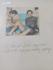 3 Şubat 1981 - Fenerbahçeli Erol soyunma odasında ayağına masaj yaptırıyor - Spor Toto Sonuçları - Haftanın Takımı Adanaspor - Gaziantep kalecisi Yaşar: ''Beni annemin ölümü yıktı'' dedi - Allah rahmet eylesin haberi - Islak kalemle a4 kağıdına yazılmış bilgi notu - Tek Yaprak Arkalı Önlüdür