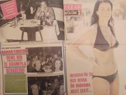 Pazar Haftalık Aktüalite Sinema Tiyatro Müzik ve Magazin Dergisi - 1976 Yılı - Sayı:1000 - Arzu Okay - ANUŞKA - Hastabakıcılar - Sandığımdan da tatlıydı - Yeşilçam'ı bir sevse bu furyada kimse Seher Şeniz'le boy ölçüşemez - ''Seks Fırtınası''nın süper starları Mine Mutlu ve Arzu Okay'ı Seher Şeniz zorluyor - Filiz Akın - İzzet Günay - Osman Kavran - Nilüfer Kavran - Bahar Erdeniz genç bir iş adamıyla beraberdi - Memduh Ün'ün kızı Sevda Ün babasına resti çekti - Kaleci Yasin - Fatma Belgen - Erkek Doğup Kadın Yaşayanlar - Dağlar Kızı Reyhan bir ameliyatla evlenecek kadar kadınlaşmıştı - Faruk Tunçbilek - Tempo Yayınları Reklamı - Tekin Tekman - Güneş Karabuda - Cahit Aybek - Minnoş Abla Dert Dinliyor - Bu gerçekten bir rekordur - Bininci Sayı Üzerine - Kayhan Türkçü - Belgin Doruk - Fatma Girik - ''Daha başarılı yarınlara doğru'' fotoğraf ve haberi - Tam Takım Dergi