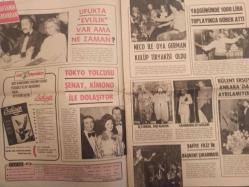 Pazar Haftalık Aktüalite Sinema Tiyatro Müzik ve Magazin Dergisi - 27 Ocak 1977 - Sayı:1062 - Caroll Bells - Nalan Çöl - Nilüfer - Ufukta Evlilik Var Ama Ne Zaman? - Rıza Silahlıpoda - Tokyo Yolcusu Şenay, Kimono ile Dolaşıyor - Neco ile Oya German kulüp tiryakisi oldu - Canan Candan - Işık Yavuz - Öztürk Serengil - İlhan Daner - Hadi Çaman - Safiye Filiz - Bülent Ersoy - Filiz Akın - Hülya Koçyiğit ancak Uludağ'da kendine gelebildi - Kemal Yamak - Gökben Uludağ'da ''Aşka Devam'' diyor - Neşe Alkan hem besteci, hem şarkıcı - Gülşen Bubikoğlu eşinin yönettiği filmde oynadı - Türker İnanoğlu - Gülşen Bubikoğlu - İlker İnanoğlu - Fatma Girik filme başladı ama üçüncü günü hastalandı - Melek Görgün yaş gününde konuklarına göbek attırdı - Deniz Erkanat - Ülkü Özen - Selen Büke - Alev Altın - Nükhet Duru iki yıl öncesi cömertçe soyunuyordu - Seyyal Taner - Tango devri geri geldi - Seceattin Tanyerli - Fehmi Ege - Arzu Okay - Ceyda Karahan - Nalan Çöl - Mireille Alonville - Tam Takım Dergi