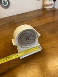 Şömine formunda masa saati