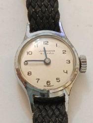 S8---JUNGHANS ESKİ KURMALI KADIN SAATİ--ÇALIŞIYOR