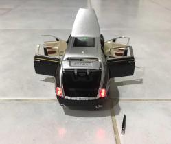Rolls royce oyuncak araba
