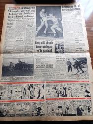 Vatan Gazetesi - 8 Ocak 1957 - Kıbrıs İçin Azami Fedakarlığımız Yazan Ahmet Emin Yalman Köşe Yazısı - Türk Hakları İçin Kıbrıs Anayasasında Veto İsteyeceğiz - Amerikan Dışişleri Bakanı John Foster Dulles Ortadoğu'da Gayemiz Sulhtür Dedi - Milli Türk Talebe Birliği Rock And Roll Ve Striptiz'in Men'ini İstiyor - Süleymaniyedeki Nebatat Enstitüsü Yıktırılacak - Adliye Vekili Hüseyin Avni Göktürk Kolundan Tutulup Atılan Hakim Yok Dedi - Eisenhower Planı Ve Dünya Basını - Deniz Kızı Yazan Anne Mariel Yazı Dizisi - Orta Doğu Petrollerinin Bugünkü Durumu - Rock And Roll Kralı Elvis Presley'in Kuklasını Astılar - Portsait İşletmeye Açılıyor - Çanakkale Türk'ün Kahramanlık Destanı Yazan Alan Moorehead Yazı Dizisi - Ingrid Bergman Hayatını Ve Aşkını Anlatıyor Yazı Dizisi - Andre Maurois Kadın Romancılarla Konuştu - Galatasaray'ın 50. Yıl Bayramı Dedikodusu - Kayakçı Prenses Maria Beatrice