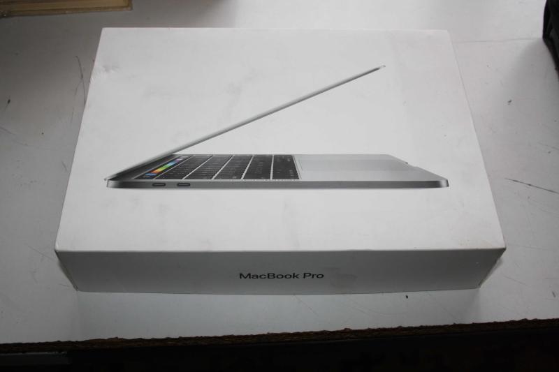T*ト様 MacBook Pro 13-inch 本体+箱のみ MACBOOK PRO 13-İNCH A1706 LAPTOP KUTUSU (DEMİR RAF 46 - Antika ve