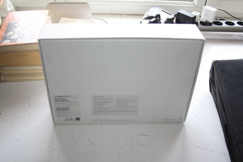 MACBOOK PRO 13-İNCH A1706 LAPTOP KUTUSU (DEMİR RAF 46 - Antika ve