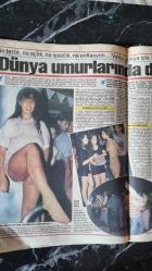 MEYDAN PAZAR GAZETESİ - 4 EKİM 1992 - AŞK GEMİSİ DEĞİL SEKS GEMİSİ - SÜPER STAR AJDA PEKKAN YİNE MUHTEŞEM KENDİNİ YENİLEDİ - MODA VAHŞİ AMAZON MODASI TÜRKİYE DE - NE TERÖR, NE AÇLIK, NE İŞSİZLİK , NE ENFLASYON ... VARSA YOKSA İÇKİ DANS VE SEKS , SOSYETE GENÇLERİ -  BURÇ YORUMLARI -  DOÇ. DR. ÜNSAL DOMANİÇ , OMURGA EĞRİLİĞİ TEDAVİ EDİLMEZSE FELÇ YAPIYOR - FATMA GİRİRK - HİSSELİ CİNAYET KUMPASI - AIDS TEN ÖLEN ÜNLÜ AKTÖR ANTHONY PERKİNS 'İN KARISI ANLATIYOR , O  GERÇEK BİR SAPIKTI - BU ÇOCUK 18 AYDAN BERİ AĞLIYOR - GERDEK GECESİ BÜYÜK KIZI YERİNE KÜÇÜK KIZINI GÖNDEREN KAYINPEDERİNİ DAVA ETTİ - BIRAZDA MİZAH .