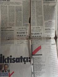 Cumhuriyet Gazetesi - 7 Ocak 1985 - Özdağlar için 'rüşvet' iddiası - Turgut Özal - 1985'te emekli olacak memurların ikramiyeleri - Kıbrıs için Atina'da hava iyimser - Reform mu? - Tarihi buluşma bugün - Cenevre Öncesi Washington - Soluklu resim için yalnız sağlıklı dünya görüşü yetmez - Haftanın Sanat Çizelgesi - Hayvanlar, Kim Kime Dum Duma, Piknik ,Hızlı Gazeteci, Tarihte Bugün Çizgi Romanı - Alışverişte belge düzeni nasıl olacak? - ANAP Konya İl Kongresi'nde kavga - Krizin kapısı, perşembe aralandı - Keban senetleri bugün satışta - Osman Ulagay - Vatandaşı Kandırmak - İstihsal Vergisi'nden kurtulan mallarda ucuzluktan eser yok - BWM Araba Reklamı - Eczacıbaşı 13'ü buldu - Galatasaray sigortalandı - Milyarlık takım düş kırıklığı yarattı - Ekonomi Notları - Keban Barajı'nın Gelir Ortaklığı Senetleri tüm İş Bankası şubelerinde bugün satışa sunulmuştur - Adolfo Suarez - Santiago Carillo - Darbeciler karşısında utanç verici bir duruma düşemezdim - Tam Takım Gazete