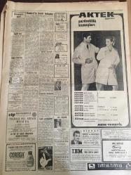 HÜRRİYET GAZETESİ 17 KASIM 1968 YIL :21 SAYI :7386--Herkesten çok Atatürkçüyüz diyen Demirel önemli  konulara temas etti -----Ordu Milli İrade Üzerinde Bir Baskı gibi Gösterilemez ---Eskiden Belçika da çalışmış olan Türk işçilerinin tatil yevmiyeleri ödeniyor ---Esrar içerken yakalanan  güzel İngiliz kızı  beraat etti ,Yugoslav sevgilisi hapse girdi ---İtalya da haydutlar dağa kaldırdıkları zengin bir iş adamını 5 milyon fidye alıp serbest bıraktı ---Fenerbahçe sırat köprüsünde ---Galatasaraylı Ergün  Fehmi ile bacanak oldu --Beşiktaş İzmir de Altınordu ile oynuyor ---Vefa ,G.Birliği önünde  kayboldu :3-1---İstanbulspor Göztepe yi 3-1 mağlup etti ---Şekerspor :2 İzmirspor  :0----Altay ,D.Spor a galip geldi ---Nixon a suikast sanıklarından biri kefaletle  tahliye edildi ---Başbakan :Boğaz Köprüsü İstanbul a Değil Türkiye ye Hizmettir Dedi ---Gaziantep te hayat normale döndü ----