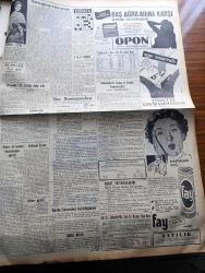 Vatan Gazetesi - 29 Mayıs 1957 - Seçimler Eylül'de Yapılmıyor - Vatan Gazetesi İdam Mahkumu Baba Oğulu Köy Köy Takip Ediyor- Fethin 504. Yıldönümü - Alman Güzeli Renate Forsyth Yurtdışı Edildi - Ürdün Suriye Dostluğu Bozuldu - Kandilli Rasathanesi - 30 Saatte 159 Zelzele Oldu - Afrika'da Fransız Siyaseti Yazan John Gunther Yazı Dizisi - Eflatun Kız Yazan Nihal Yeğinobalı Yazı Dizisi - Fatih Ve Şiir Yazan Ahmet Kutsi Tecer - Dünya Güreş Şampiyonası İçin Özel PTT Damgası - Kırşehir'e Bağlanacak İlçeler Tesbit Edildi - Batı Trakya Türkleri İşkence Altında - Charlie Chaplin Yine Çocuk İstiyor - Batakhane İnsanları Yazan Adnan Veli - 1001 Gece Masalları Hazırlayan Suat Taşer Yazı Dizisi - Burç Falı - Fay Temizleme Tozu - Opon Ağrı Kesici - Bulmaca - Dünya Güreş Şampiyonası Hazırlıkları Süratle İlerliyor - Federasyon Kupasında Bu Hafta Galatasaray Ankara'da Beşiktaş İse İzmir'de Oynuyor - Buk Rocers Çizen Rick Yager - Stiv Roper Çizen Saunder Ve Woggon - Gazeteci Cef Cob Çizen Peter Hoffman