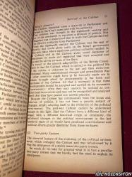 PATRİCK GORDON WALKER / THE CABİNET / FONTANA / COLLİNS / İNGİLİZCE KİTAP (DOLAP)