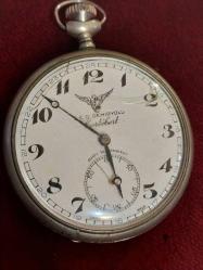 Cep Saati, Köstekli Cep Saati, İsviçre Üretimi  Cortebert  Marka Devlet Demiryolları Tren Görselli Nadir Çıkan Koleksiyonluk,  Çalışır Vaziyette , Saat Onbir ve İki yönünde Camında Çatlak Var, KULLANIMA Engel Değil.1940/1950'lerden.