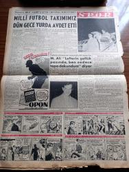 Vatan Gazetesi - 22 Mayıs 1957 - Makarios New York'a Gideceğini Bildirdi - Kasımpaşa'da Bulunan Dalgıç Okulu Ve İle Seyir Ve Hidrografi Dairesi Çubuklu'da Yeni Binasına Taşındı - Devlet Personel Kanunu Geri Kaldı - Buğday Fiyatına Yapılan Zam İyi Karşılanmadı - Judo Güreşi - Osman Bölükbaşı İmar İşini Tenkid Etti - CHP Seçim Hileleri Adlı Bir Kitap Hazırlıyor - Pamukçuluk Kongresi Devam Ediyor - Ataç'ın Öfkesi Yazan Azra Erhat - Eflatun Kız Yazan Nihal Yeğinobalı Yazı Dizisi - Berbat Süleyman'ın Duruşmalarını Yazmak Yasak Oldu - Fikret Akdora'nın İnsanlar Arasında isimli Şiir Kitabı Toplattırıldı - Siyah Kalem Yazan Ahmet Kutsi Tecer Köşe Yazısı - Havalarda 70.000 Km. Yazan Ahmed Emin Yalman Yazı Dizisi - Hikmet Baydur'un Semineri - Deprem Bölgesinde Bir Gezi Yazan Naim Tirali Yazı Dizisi - Batakhane İnsanları Yazan Adnan Veli Yazı Dizisi - 1001 Gece Masalları Hazırlayan Suat Taşer Yazı Dizisi - Vidi Vidi Çizen Walter Lantz - Mehmet Ali Has-  Lefter Küçükandonyadis'in Gollük Pası