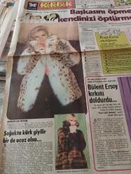 Kelebek Ev Gazetesi manşet  sayfası - 3 Aralık 1973 - Bülent Ersoy 40yaşında. Filiz Akın kürkler çok seviyor. Öpme ,öptürmeyin.