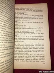 AIRPORT ' 77 / MICHAEL SCHEFF & DAVİD SPECTOR / PAN BOOKS / İNGİLİZCE KİTAP (HAVALİMANI '77)