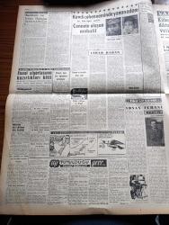 Vatan Gazetesi - 9 Ocak 1959 - Sirkeci İnfilakından Sonra Çıkarılan Ceset Sayısı Dün 29'u Buldu - İnfilak Olayının Hayattaki Tek Suçlusu Olarak Görülen Kumlu Maden Şirketinin Gemlik'teki Sahibi Fehmi Moralı  Yakalandı - İnfilakın Olduğu Yerde 2 Kol 2 Bacak Bulundu - General De Gaulle Cumhurbaşkanı Oldu - Adnan Menderes Ve Basın Yazan Ahmet Emin Yalman Köşe Yazısı - Ay Tutulduğu Gece Yazan Kemal Bilbaşar Yazı Dizisi - Fidel Castro Kimdir - Almanya'da Başarı Kazanan Bir Türk Ressamı Adnan Turani- Küba'da Yeni Bir Diktatöre İmkan Verilmeyecek - Hilton'da Bir Yılda 50.244 Kişi Kaldı - Sovyet Rusya'da İdam Hazırlıkları - Osman Bölükbaşı'nın Duruşmasına Devam Edildi - Briç Masasında Cinayet Yazan Agatha Christie Yazı Dizisi - Otto Gillenthal Motorsuz Uçakla Uçuyor - Galatasaray Beşiktaş Maçına 2 Gün Kaldı - Dün FİLA başkanı Coulon'a Mektup Yazan Vehbi Emre - Fenerbahçeli Güreşçileri Mustafa Çakmak Çalıştıracak - Beşiktaş Antrenörü Remondini İtalya'ya Gidiyor - Rüzgar Çelebi Çizen Guy Bara
