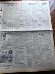 Vatan Gazetesi - 17 Ocak 1959 - Hukuk Devletine Doğru Yazan Ahmet Emin Yalman Köşe Yazısı - Büyük Millet Meclisinin Dün Yaptığı Toplantıda Amerika'ya Yeni Bazı İmtiyaz Tanınması Teklifi Tenkid Edildi - Tamir Edilmek Üzere Haliçe Alınan Köprü Kadıköy İskelesi Camialtı Tersanesi Önünde Batmıştır - Memur Zamları İçin Tasarı 3 Gün İçinde Meclise Geliyor - Eskişehir Emniyet Müdürü Şevket Asbuzoğlu İstifa Etti - CHP Meclisine Hürriyet Partili Yedi Lider Girdi - İmroz'un Makinelerinde Hasar Az Yanık Geminin Sigorta Bedeli 1.600.000 Lira - Ay Tutulduğu Gece Yazan Kemal Bilbaşar Yazı Dizisi - Rusya'nın İki Numaralı Adamı Mikoyan - Salıpazarı Karaköy Rıhtım Tesisleri Takviye Edilecek - Galatasaray Lisesi İdaresi Kızamık Vakasına Dair Açıklama Yaptı - Taş Devri Çizen Mıstık - Sümerbank Ayakkabı Fiyatını %30 40 Arttırdı - Füze Yapan Dahi Türk Genci İrfan Mavruk Bir Konferans Verecek - İstanbul Radyosunda İpana Diş Macunu Bilgi Yarışmasında Programı - Briç Masasında Cinayet Yazan Agatha Christie