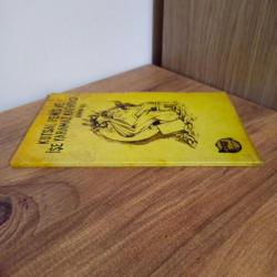 Kutsal Penis ve İşe Yaramaz Kafatası