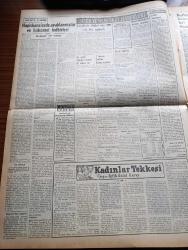 Vatan Gazetesi - 18 Ocak 1953 - Adalet Teşkilatı Baştan Kurulacak - Mısır'da Bir Hükümet Darbesi Akim Kaldı -  Tevkif Edilen Naziler - Yeşil Renkte Yapılmış Ay Yıldızlı Bayraklar Bulundu - Dışişleri Bakanı Fuat Köprülü Bugün Belgrad'a Gidiyor - Milliyetçiler Derneği Başkanı Sait Bilgiç'in İzahatı - Başbakan Adnan Menderes Bu Yurtta İrtica Yoktur Milletimiz İrticaa Karşı Mücehhezdir Dedi - Kadınlar Tekkesi Yazan Refik Halid Karay Yazı Dizisi - Hapishanelerde Ayaklanmalar Ve Hükümet Tedbirleri Yazan Mehmet Ali Sebük - Çanakkale Abidesi İçin 300 Bin Lira Toplandı - Berlin Polisi İlk Defa Geçit Resminde - General İzzet Aksalur Kore Tugayımızı Ziyaret Etti - Hindistan'da İlk Defa Bir Dokunulmaz Hakaret Davası Açtı - Clement Attlee ve Asya Sosyalist Konferansı - Hayatım Naciye Enver Paşa'nın Hatıraları Anlatan Naciye Enver Paşa Yazı Dizisi - Puro Tuvalet Sabunu - Habeş Güneşi Yazan Jean D'esme Yazı Dizisi - Sultanahmet'te Çöpçü Sıkıntısı - Good Year Lastikleri - İstanbul Ankara İzmir Radyosu