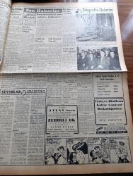 Vatan Gazetesi - 26 Ocak 1953 - Dokuz Prensip Yazan Ahmet Emin Yalman Köşe Yazısı - Demokrat Parti Genel İdare Kurulu İrtica İşini İnceledi - Doğu Almanya'da Yahudilere Baskı - Malatya'da Ahmet Emin Yalman Suikastı Tahkikatı Sona Ermek Üzere - Amerika'nın Bazı Memleketlerde İhtarı - Tanzimatta Hür Fikirler Yazan Avukat Reşat Kaynar - Doçent Feyyaz Berkay Vazifeye Başladı - Balattaki Kiliseyi Soydular - Avrupa'da Grip Salgını Var - Pakistan'da Mecburi Namaz Kılınması İstendi - Uzakdoğu'dan Hakikatler Ve Masallar Yazan Altemur Kılıç Yazı Dizisi - Edebiyat Kongresi Yazan Oktay Akbal - Şehirden Röportajlar Yazan Sadun Tanju - Amerika'dan Vatan'a Yazan Sara Ertuğrul Yazı Dizisi - Onu Affettim Filmi Oynayanlar Bülent Ufuk Suzan Rutkay Ve Neyzen Tevfik - Galatasaray Vefa İle Berabere Kaldı - Federasyon Eski Başkanı Ulvi Yenal'ın Beyanatı - Philips Pilli Radyoları - Radyolin Diş Macunu - Emlak Bankası- Arı Bisküvileri - Ankara'da Gazeteciler Cemiyetinin Kongresi Yapıldı - Nazlı Tlabar