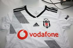 VİNTAGE ADİDAS XS CLIMALITE FORMASI    DETAYLAR RESİMLERDE     (ANTİK KOLİ 30