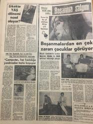 HÜRRİYET GAZETESİ 22 EYLÜL 1968 YIL :21 SAYI :7330--En yeni Rus Harp Gemisi boğazlardan Akdeniz e geçti ---857 Nolu gemi deniz piyadesi bindirilmiş  helikopterler taşıyor ---Rusya Bulgaristan 'a gönderiyor ---Kaçakçılarla Jandarma Çarpıştı :2 Er Şehit Oldu ---Kocasını baltayla öldüren kadın cesedi 3 kilometre  sırtında taşıdı --Yolcu otobüsü uçuruma  yuvarlandı : 9 ölü ,18 yaralı var ---Taze  ekmekten zehirlenen 3 kişi öldü ,11 kişi komada ---Karslılar Demirel den kömür istedi ---Karısı ile 4 çocuğu rehin tutan deli İngiliz i yakalamak için çalışılıyor ---Gençlik İksiri :Polen Tozu ---Beynindeki Kanserli Hücreler Nükleer Enerji ile Tedavi Edildi ---1968-1969 Sezonun En Büyük İş Filmlerini Takdim Eder ---Beşiktaş Vefa yı 1-0 Yendi --Altay ,Göztepe yi Yendi :1-0--Gelecek Yıl Milli Takım Kalesin de --Balkan Binicilik Şampiyonası Ayazağa Parkurunda Başladı ---Fenerbahçe Hücuma Hazır ---Karabilgin Yalman ekibi sabah ki yarışta 11.oldu ---Clay :Hakimlerin karşısında  beni yenik çıkardı ---