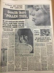 HÜRRİYET GAZETESİ 22 EYLÜL 1968 YIL :21 SAYI :7330--En yeni Rus Harp Gemisi boğazlardan Akdeniz e geçti ---857 Nolu gemi deniz piyadesi bindirilmiş  helikopterler taşıyor ---Rusya Bulgaristan 'a gönderiyor ---Kaçakçılarla Jandarma Çarpıştı :2 Er Şehit Oldu ---Kocasını baltayla öldüren kadın cesedi 3 kilometre  sırtında taşıdı --Yolcu otobüsü uçuruma  yuvarlandı : 9 ölü ,18 yaralı var ---Taze  ekmekten zehirlenen 3 kişi öldü ,11 kişi komada ---Karslılar Demirel den kömür istedi ---Karısı ile 4 çocuğu rehin tutan deli İngiliz i yakalamak için çalışılıyor ---Gençlik İksiri :Polen Tozu ---Beynindeki Kanserli Hücreler Nükleer Enerji ile Tedavi Edildi ---1968-1969 Sezonun En Büyük İş Filmlerini Takdim Eder ---Beşiktaş Vefa yı 1-0 Yendi --Altay ,Göztepe yi Yendi :1-0--Gelecek Yıl Milli Takım Kalesin de --Balkan Binicilik Şampiyonası Ayazağa Parkurunda Başladı ---Fenerbahçe Hücuma Hazır ---Karabilgin Yalman ekibi sabah ki yarışta 11.oldu ---Clay :Hakimlerin karşısında  beni yenik çıkardı ---