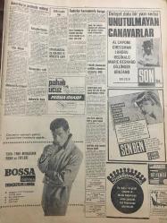 HÜRRİYET GAZETESİ 21 TEMMUZ  1968 YIL :21 SAYI :7267---Amerika yı Protesto Mitingi ---Bin lira başlık parası için 4 kişiyi öldürdü ---Bir otomobil yol ortasında kavga eden  5 kişiyi ezdi ---Arkadaşlarına viski ve taze kemik ikram eden cins  köpeğin keyfine diyecek yoktu ---Hamam da kadınlar döğüştü 6 yaralı var ---Almanya da Türk usulü cinayet ---Manoca Prensesi  Grace Kelly için 3 çocuk anası demeye bin şahit lazım ----İsveç te başlayan hastalık Avrupa yı tehdit ediyor ---Üç yüz Arnavut komandosunun katline casus Philby sebep oldu ----Diyarbakır da ısı gölgede 45 dereceye çıktı ---Beşiktaşlılar dikkat --Yüzmede 3 Türkiye Rekoru Yenilendi ---Ender ,Eskişehirspor dan ayrılmamak için kararlı ---Altay ın 2,5 milyonluk kadrosu ----Brezilya Takımı 40 Günde 106 Saat Uçtu ---Şaki Özbay iki rehineyi 20 bin liraya alıp serbest bıraktı ---Ankara da iki kazada dört kişi can verdi ---Muhtarlar ve petrolcülere  silah taşıma izni verildi --Bakanlar Kurulu Son Olayları Görüştü --