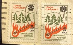 Mektup Zarfından Kesilmiş  / Postadan Geçmiş İkili Pul Filateli - Damgalı - ORMANLARIMIZI KORUYALIM TEMALI PUL, 5 LİRA - Türkiye Cumhuriyeti - Turkish Stamp - NOSTALJİK DOĞUM GÜNÜ HEDİYESİ