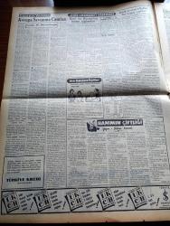 Vatan Gazetesi - 17 Nisan 1955 - Pakistan'da Temelleşme Yazan Ahmet Emin Yalman Köşe Yazısı - Rusya Ortadoğu Paktını Bozmak Teşebbüsünde - Mısır Başvekili Abdulnasır Komünist Çin'e Davet Edildi - Hayati Karaşahin Nasıl İdam Edildi - Kıbrıs'ta Türklere Ölüm Diye Bağırıldı - Hanımın Çiftliği Yazan Orhan Kemal Yazı Dizisi - Avrupa Savunma Camiası Yazan Doktor Hamza Eroğlu - Geçmişte Bugün 313 Türk Yunan Harbi Yazan Feridun Fazıl Tülbentçi Yazı Dizisi - Bir Hastanede Deliler İsyan Etti - Gazeteci Ceyn Arden'in Maceraları - Şah İsmail Yazan Feridun Fazıl Tülbentçi Yazı Dizisi - Osmanlı Tarihinden Sayfalar İlk Başvekillerimiz Yazan Feridun Fazıl Tülbentçi Yazı Dizisi - Toprak Sevgisi Senaryo Ve Resim Çetin A. Özkırım - Karanlığın Kapısı Yazan Joan Henri Yazı Dizisi - Macera Filmleri İle Alay Eden Bir Film Sarışın Şeytan - Humphrey Bogart İle Gina Lollobrigida Sarışın Şeytan Filminde Fotoğraf - Ping Pong Dünya Şampiyonası Hollanda'da Başladı - Good Year Lastikleri - Gripin - Sümerbank