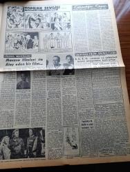 Vatan Gazetesi - 17 Nisan 1955 - Pakistan'da Temelleşme Yazan Ahmet Emin Yalman Köşe Yazısı - Rusya Ortadoğu Paktını Bozmak Teşebbüsünde - Mısır Başvekili Abdulnasır Komünist Çin'e Davet Edildi - Hayati Karaşahin Nasıl İdam Edildi - Kıbrıs'ta Türklere Ölüm Diye Bağırıldı - Hanımın Çiftliği Yazan Orhan Kemal Yazı Dizisi - Avrupa Savunma Camiası Yazan Doktor Hamza Eroğlu - Geçmişte Bugün 313 Türk Yunan Harbi Yazan Feridun Fazıl Tülbentçi Yazı Dizisi - Bir Hastanede Deliler İsyan Etti - Gazeteci Ceyn Arden'in Maceraları - Şah İsmail Yazan Feridun Fazıl Tülbentçi Yazı Dizisi - Osmanlı Tarihinden Sayfalar İlk Başvekillerimiz Yazan Feridun Fazıl Tülbentçi Yazı Dizisi - Toprak Sevgisi Senaryo Ve Resim Çetin A. Özkırım - Karanlığın Kapısı Yazan Joan Henri Yazı Dizisi - Macera Filmleri İle Alay Eden Bir Film Sarışın Şeytan - Humphrey Bogart İle Gina Lollobrigida Sarışın Şeytan Filminde Fotoğraf - Ping Pong Dünya Şampiyonası Hollanda'da Başladı - Good Year Lastikleri - Gripin - Sümerbank