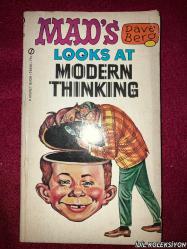 MAD'S DAVE BERG LOOKS AT MODERN THINKING / DAVE BERG / NEW AMERİCAN LİBRARY / SIGNET BOOK / İNGİLİZCE KİTAP (MAD'DEN DAVE BERG MODERN DÜŞÜNCEYİ İNCELER)