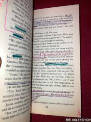 LOIS LOWRY / THE GIVER / LAUREL LEAF BOOKS / İNGİLİZCE KİTAP (VERİCİ)  ALTI ÇİZİLİ KISIMLARI MEVCUT