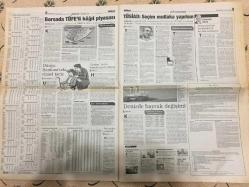 Milliyet Gazetesi - 22 Mart 1999  - Hikaye - AP - Çelik - Türkiye - Fabri - Fabrika - Lens - Seçim - Fikret Bila - Başbakan - DTP - BM - Meclis - Demokrasi - İstanbul - Tıp - Tekstil - Tank - Belçika - Dünya Bankası - Moda - Vural Savaş - Savcı - Türkan Şoray - Edip Akbayram - Sağlık - Fenerbahçe - Teknik Heyet - Şampiyonluk - Galatasaray - Teknik Direktör - Ceza - Antrenman - Arsenal - Almanya - Freiburg - Bayern - Bayern Münih - Zara - Film - Yönetmen - Avukat - LP - Defne Samyeli - Sinema - Dizi - Beşiktaş - NATO - Yıldız Futbolcu - Bale - Taraftar - Real Madrid - Tottenham - Partizan - Kupa - Southampton - Everton - İspanya - Litvanya - Celta Vigo - Lazio - Nez - Peru - Fransa - Harun - Savunma - Bordeaux - Strasbourg - Mars - Basketbol - Şili - Model - Fatih Terim - Finlandiya - ABD - Moldova - Otel - Miami Heat - Houston Rockets - Charles Barkley - Ankara - Ekonomi - CHP - Sanat - Sergi - Faiz