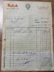 GIDA FATURASI - 25 OCAK 1987 - BEBEK ŞARKÜTERİ - BEŞİKTAŞ, İSTANBUL - OSMAN FAHİR SEDEN, O.F.S. PRODÜKSİYON - BEYOĞLU, İSTANBUL - ISLAK İMZALI, KAŞELİ - 21 x 29 cm EBATLI ORİJİNAL FATURA - TÜRK SİNEMA - FİLM TARİHİ