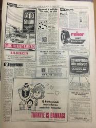 HÜRRİYET GAZETESİ 29 TEMMUZ 1967 YIL :20 SAYI :6914--Türk -Rus sınırındaki çatışmada 2 erimiz yaralandı --Dereye uçan otobüsün 7 yolcusu öldü --Felaketzedelere  havadan yardım yapılıyor ---500 Ton zeytinyağı İtalya dan geri çevrildi ---Üçüzlere yağan yardım ,aileye bolluk getirdi ---Amerika da Zenci hareketi 5 milyar liralık zarara yol açtı ---Hacıhüsrevli kız polislere beni eve yollamayın dedi ---Başbakan Demirel İran a Gitti ---Sadun Boro bu akşam Radyo da konuşuyor ----Ağır cezalı 10 mahkum yaz  tatili ne çıktı ---Garrıncha  oynayacak bir takım bulmak için kapı kapı dolaşıyor --Transfer faaliyet aniden hızlandı ---Gözlerinizi dört açın Yugoslavlar sizi de pek ala kandırabilir ---Amerika da ün yapan boksör  Necmi Karahan yurda  döndü ---Ecevit dokunulmazlığının kaldırılmasına dair dosya Meclis Komisyonuna geldi ---Doktorluğu bırakıp  kasaplık yapacak ---28 Genç öğrenci ilkokul inşa ediyor ---Ağa düşen kadın ---Elazığ da deprem --