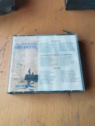 TÜRK SANAT MUSİKİSİ'nden GÜL - DESTE * YAPI KREDİ * SARI BANDROL * 5 ADET CD * SOLİSTLER: ESMA BAŞBUĞ, ELA ALTIN, AYLA BÜYÜKATAMAN, İNCİ YAMAN, ALAEDD