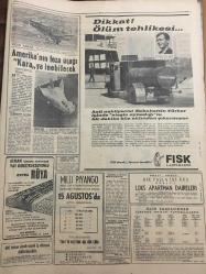 HÜRRİYET GAZETESİ 4 AĞUSTOS 1967 YIL :20 SAYI :6920---Artık hiç bir ülke bizden zeytinyağı almıyor ---Edirne Canavarı : Mehmet Yaman ile suç ortağı eşi idam edilecek ---Bir AP Milletvekili Çetin Altan 'ın adalete teslimi için  meclisi acele toplantıya çağırdı ---Assubayın  eşini öldürüp intihar etmesine yeğeni  Leyla sebep olmuş ---Krupp 'un 100 bin işçisi patronları defnedilirken  1 dakika saygı  duruşu yaptı ---Tamir halindeki köprüye  giren otomobil ,dereye uçtu ve İngiliz kız öldü ---Kudüs te Meryem Ana nın  heykelinden elmas  işlemeli altın  taç çalındı ---Fenerbahçe Dinamo karşısında --Demirel : İşten güçten spor  yapacak vakit bulamadım ---Uluslararası Ankara yüzme  müsabakaları  yarın başlayacak ---Eskişehir  CSKA ya 3-2 yenildi ---Beşiktaş da sezonu açtı ---Ürdün ve İsrail Birlikleri Yine Ateş Teati Ettiler ---Red Kit Ahmet ,Altın Vadi Kasabasını Haraca Kesti --