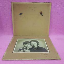 ANTİKA FOTO IŞIK ANNE VE ERKEK ÇOCUK TEMALI 3-4-941 ONNİK SİYAH BEYAZ FOTOĞRAF