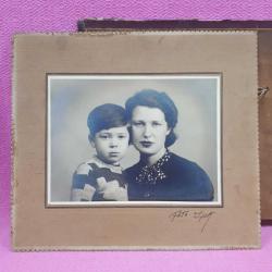 ANTİKA FOTO IŞIK ANNE VE ERKEK ÇOCUK TEMALI 3-4-941 ONNİK SİYAH BEYAZ FOTOĞRAF