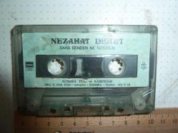 NEZAHAT DEMET DAHA BENDEN NE İSTERSİN KASET KAĞIT BASKI KARTONETİ YOK