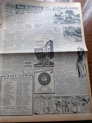 Vatan Gazetesi - 15 Eylül 1953 - En İyi Propaganda Yazan Ahmet Emin Yalman Köşe Yazısı - Hayat Pahalılığına Karşı Savaş Açılıyor - Başbakan Adnan Menderes Memleketin Hızla Kalkındığını Söyledi - Celal Bayar Dün Kütahya'da Konuştu - Liseler Onbir Sınıfa İndiriliyor - Kapatılan Milliyetçiler Derneği Başkanı Sait Bilgiç Yeni Hazırlık Peşinde - Kızıllar Çin Hindinde Sulha Taraftar - Yeşil Gözlü Soledad Yazan Greta Granor Yazı Dizisi - Kore Sulh Konferansı Yazan Doktor Muammer Baykan - Zeytinburnu Nahiyesi Kuruldu - Atatürk'ün Naşının Anıtkabir'e Nakli Töreni - İşçi Partisi Üyesi Ahmet Başer Tevkif Edildi - İki Sanatkar Kızımız Suna Kan Ve İdil Biret'in Konseri - Hoş Memo Karikatür Çizen Al Capp - Afrika'da 4 Ay Yazan Tunç Yalman Yazı Dizisi - İstanbul Kapılarında Fethin Büyük Tarihi Romanı Yazan Feridun Fazıl Tülbentçi Yazı Dizisi - Film Tenkidleri - Kore Köprüleri Yazan James Michener Yazı Dizisi - Borsa - Odeon Mağazaları - P H Eksvatörleri - İstanbul Ankara İzmir Radyosu Programı