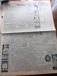 Vatan Gazetesi - 17 Ekim 1953 - Roma'da Hava Yazan Ahmet Emin Yalman Köşe Yazısı - Hububat İhracında İstikrar Sağlanacak - İsrail Kuvvetleri Ürdün'e Tecavüz Ettiler - Milli Türk Talebe Birliği Tarafından Yapılıp İstanbul Üniversitesi Bahçesine Dikilecek Olan Atatürk Heykeli - Yugoslavya Batılıların Kararına İtiraz Ediyor -  Yeşil Gözlü Soledad Yazan Greta Granor Yazı Dizisi - Sigara Ve Kanser Yazan Doktor Kemal Saraçoğlu - Ecnebi Mühendis Getirilmesi Protesto Ediliyor - Bir Esrar Tekkesi Basıldı - Komünistler Güyan'da Karışıklık Çıkarmak İsteniyor - Hoş Memo Karikatür Çizen Al Capp - Afrika'da 4 Ay Yazan Tunç Yalman Yazı Dizisi - Arnavutköy Bebek Yolunun Hali - İstanbul Kapılarında Fethin Büyük Tarihi Romanı Yazan Feridun Fazıl Tülbentçi Yazı Dizisi - Mavi Derili İnsanlar - On Yedi Yaşındaki Spiker Billy Brown - Sadi Işılay Anlatıyor Merhum Hazım'dan Bir Hatıra -  Beşiktaş Adalet Maçı -  Dünya Orta Siklet Boks Şampiyonası - Galatasaray Vefa Maçı