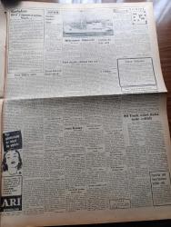 Vatan Gazetesi - 2 Eylül 1953 - İçişleri Bakanı Ethem Menderes'in Açıklamaları Yazan  Ahmet Emin Yalman - İsmet İnönü İstanbul'a Yendi- CHP Genel Sekreteri Kasım Gülek'in İçyüzü - Süreyya Genca Ani Olarak Vefat Etti - Milyoner Onassis İstanbul'a Geliyor - Eşref Edip Dün Tevkif Edildi - A. Kaşani Siyasi Hayattan Çekiliyor - Kore'de 20 Türk Esiri Daha İade Edildi - Maliye Bakanı Hasan Polatkan Bugün Amerika'ya Gidiyor - Gazi Osman Paşa'nın Bayraktarı Mustafa Çavuş 112 Yaşında Ankara'da Yaşıyor -  Yeşil Gözlü Soledad Yazan Greta Granor Yazı Dizisi - Hilton Oteli Ocak Ayı Sonunda Bitecek - Güzel Sanatlar Akademisi Dersleri Yeni Binada Başlıyor - Yugoslavya İtalya'yı Protesto Etti - İstanbul Kapılarında Fethin Büyük Tarihi Romanı Yazan Feridun Fazıl Tülbentçi Yazı Dizisi - Ankara İstanbul İzmir Teknik Üniversite Radyosu Programı - Arı Bisküvileri - Halda Yazı Makinesi - Good Year Lastikleri - Dermojen -  Yeni Ticaret Rejiminin Bugün İlanı Muhtemel