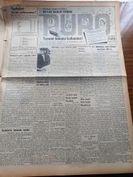 Vatan Gazetesi - 8 Eylül 1953 - Rakamlar Konuşuyor Yazan Ahmet Emin Yalman Köşe Yazısı - Mahkemeler Yeni Yıl Faaliyetine Başladı- Yargıtay Başkanı Bedri Köker - Başbakan Adnan Menderes'in Konuşmasının Tepkileri - Cavit Oral CHP'den Ayrıldı - Doktor Adenauer'in Partisi Çoğunluğu Sağladı - Kore'de Komünistler Tarafından İade Edilen Hasta Ve Yaralı Esirlerden Bir Türk Fotoğraf - Boksör Saim Saygılı İki Kişiyi Yaraladı - Yeşil Gözlü Soledad Yazan Greta Granor Yazı Dizisi - Marmara Hattında Yeni Sürat Postaları - Dram Tiyatrosunda Kartal Yuvası Piyesi İçin Günde 2 Defa Prova Yapılıyor - Fotoğraflarla Haberler - Afganistan Başbakanı Mareşal Şah Mahmud Han İstifa Etti - Afrika'da 4 Ay Yazan Tunç Yalman Yazı Dizisi - İstanbul Kapılarında Fethin Büyük Tarihi Romanı Yazan Feridun Fazıl Tülbentçi Yazı Dizisi - Haşim Mardin'le Mehmet Kavala'nın Duruşması - Çocuk Köşesi - Gripin - Borsa - Kodak - İstanbul Ankara İzmir Radyosu Programı - Makina Kimya Endüstrisi Diskleri - Bulmaca - Alman Seçimleri